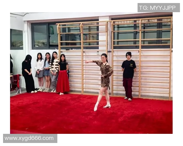 黄丽独家分享街舞心得与技巧助你舞出自信与风采